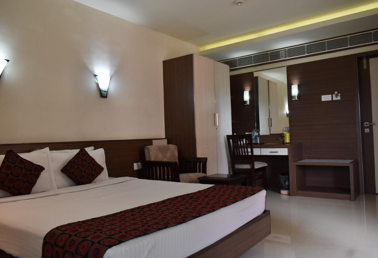 Hotel South Regency, Ernakulam Kochi Zewnętrze zdjęcie