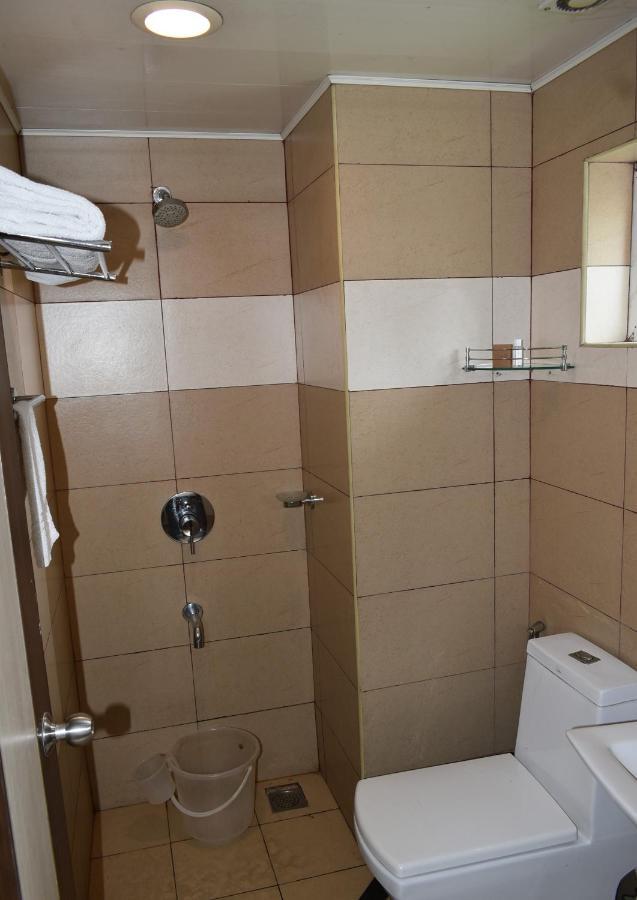 Hotel South Regency, Ernakulam Kochi Zewnętrze zdjęcie