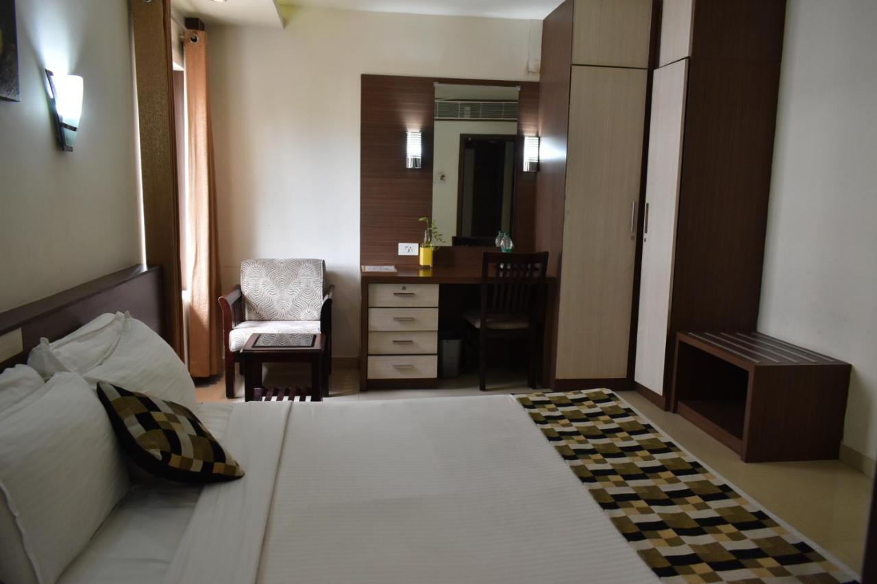 Hotel South Regency, Ernakulam Kochi Zewnętrze zdjęcie