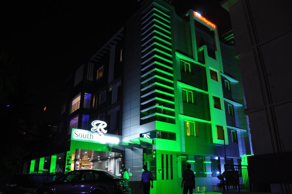 Hotel South Regency, Ernakulam Kochi Zewnętrze zdjęcie