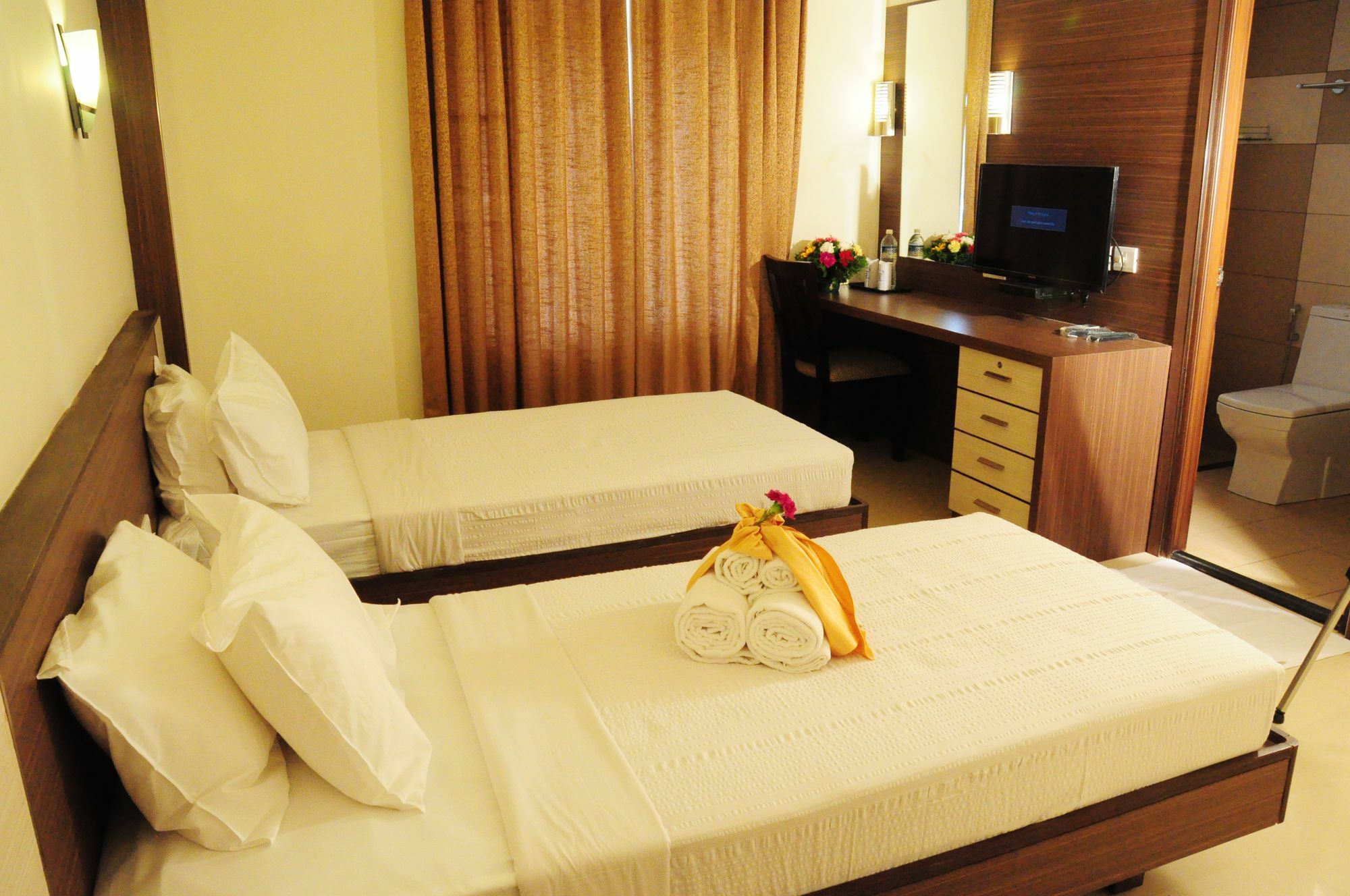Hotel South Regency, Ernakulam Kochi Zewnętrze zdjęcie