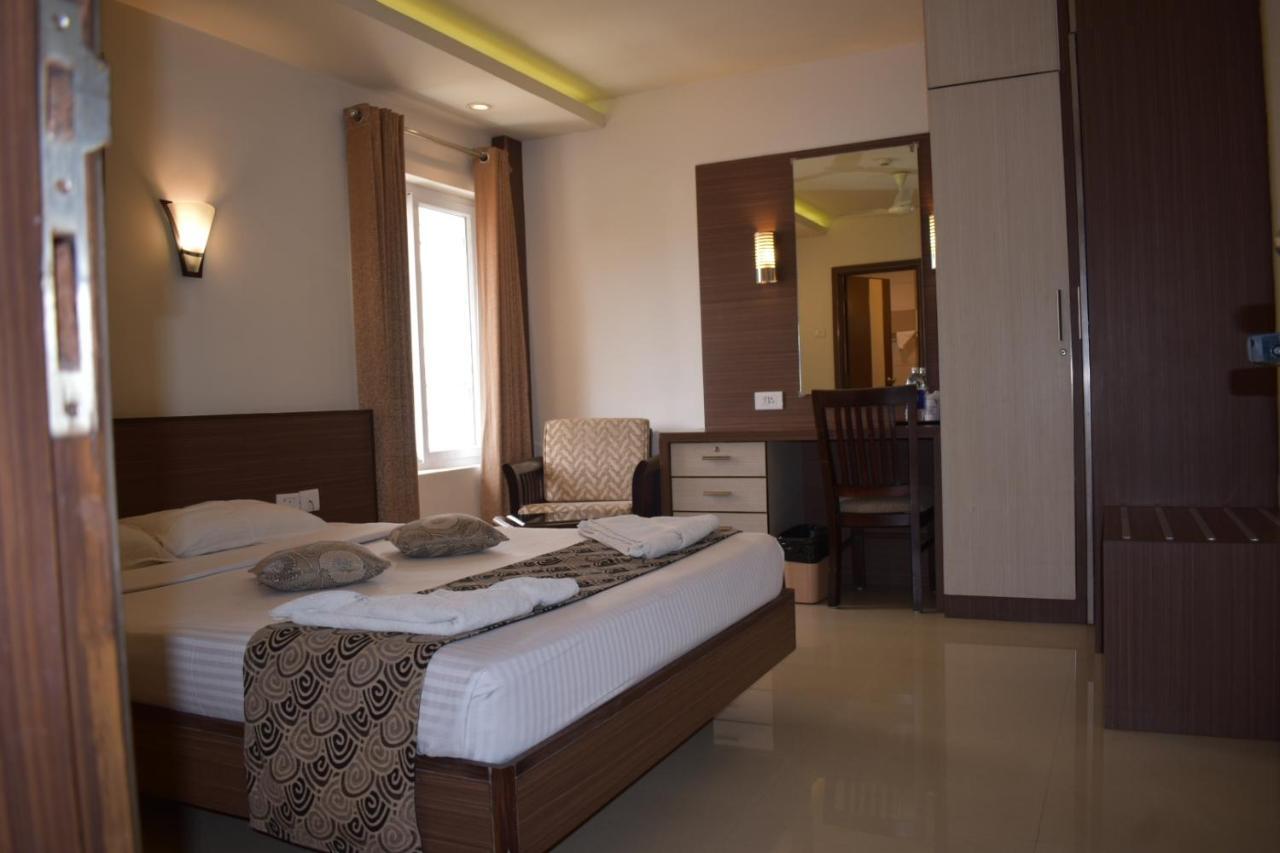 Hotel South Regency, Ernakulam Kochi Zewnętrze zdjęcie